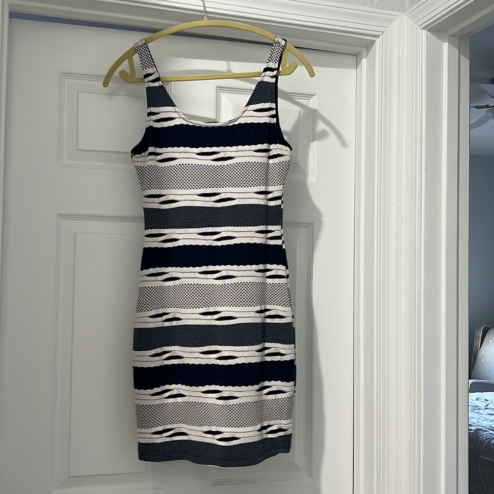 Aqua Small blue and navy dress- stretchy